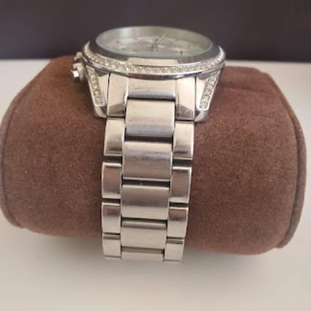 Michael Kors Blair MK5165 Silver Tone Crystal Bezel Chronograph Watch Running